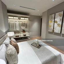 Prestigious freehold serviced residence