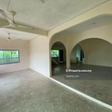 Double Storey House for Rent @ Upper Chawan Road