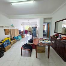 Kemuncak Condominium Section 9 Shah Alam