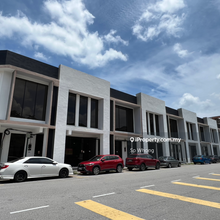 New shop, next to Raja Uda Business centre , heavy traffic