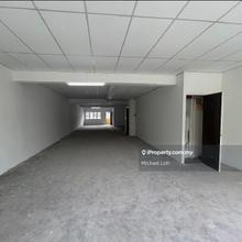Sri hartamas shop office , got lift 