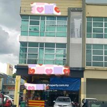Samarahan facing main road Corner Shop 