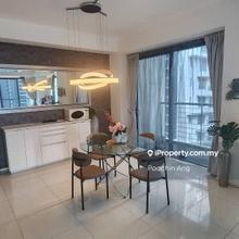 Walking distance to KLCC, LRT and MRT station 