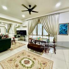 Fully furnish unit with nice design, ready to move in