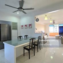 Damaipuri Condominium Well maintained Spacious Unit 