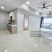Unfurnish 2bedder unit golf view