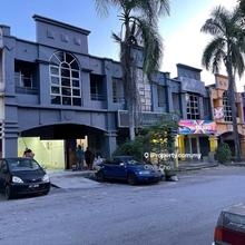 Tenanted Freehold Shop