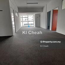 2nd flr Office with Good Tenant for Sale(Near the Link bridge)