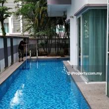 Private Pool and Lift, Spacious House with 6 Rooms, Near to Forest