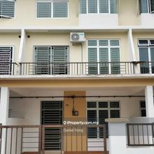 Taman Scientex Senai 2.5 Storey Terrace House 4bed Johor