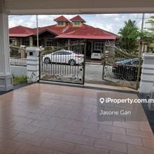 Single Cluster House Partial Furnishing 4km away from Cheng Tesco