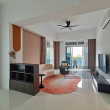 Met 1 Residences, Dutamas 