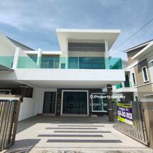 Semi-D house for Sale