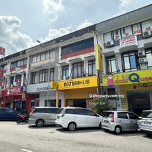 Good For Investment , Limited 5% Unit Freehold , Call For Viewing 