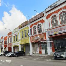 Austin Heights Nanyang Street, 2845sqft land size, Corner lot