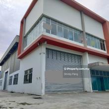 Impian Emas 1.5-Storey Semi-D Factory For Rent