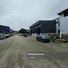 Kota Puteri, 2 adjoining for sale, 1.5 storey link factory