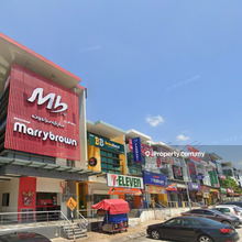 Corner Lot Shop For Rent @ E Boulevard