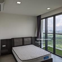 Fully Furnished 1 Bedroom MRT