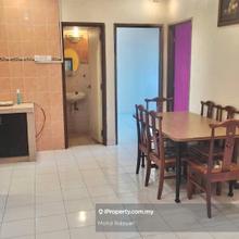 Near LRT Vista Pinggiran Apt Taman Pinggiran Putra Seri Kembangan