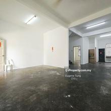 Terrace house for Sale