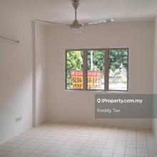 Bukit jambul indah Un-furnished Free parking 600 sqft