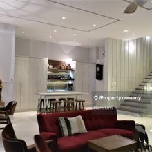 3 Storey Bungalow, Nice ID Renovated, Extended Room