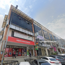 Crowded area Jalan kenari Shop for sales