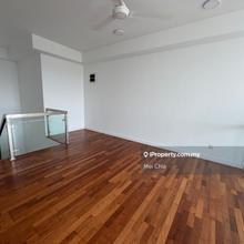 Duplex unit at Temasya 8, short walk to LRT stations, matured township