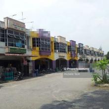 Lestari Perdana, Seri Kembangan, Selangor 2 Storey Shoplot For Rent