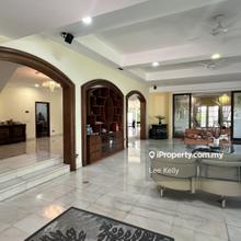 Freehold 2 Storey Bungalow, Corner Lot, Well Maintain, Must See