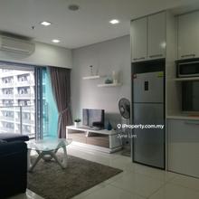 Superb Deal. Walk to KLCC, LRT. Many Units Available for Options!