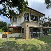 2 storey Bungalow Glenmarie Cove Klang  house for sale (facing lake)