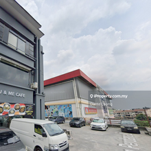 End Lot Shop For Rent
