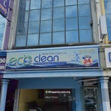 The limited Chance to invest/open shop in Batu Pahat