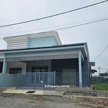Kampung Padang maju single semi-d house for rent, good condition.