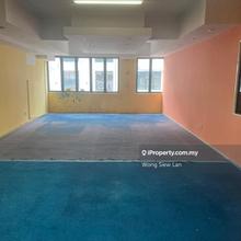 1st Floor Office Partly Renovated at Damansara Perdana For Rent