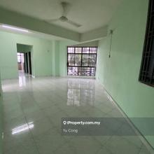 Mewah View Apartment Market Cheapest Price 1214sqft Original Condition