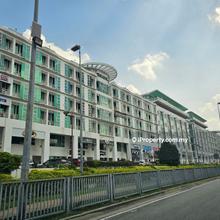 10 Boulevard : Adjoining 6 storey commercial block for sale