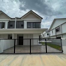 Brand new Semi-D, Lakeview 