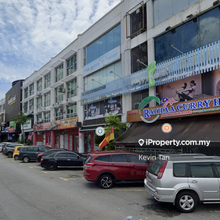 1st floor Bandar Puteri Puchong for rent 1800 sqft Facing hero market 