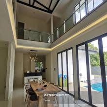 Ledang Heights - 2 Storey Bungalow House With Pool