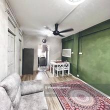 Flat Seksyen 1 Wangsa Maju,near LRT station,mall