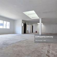 Plaza Batai 1st Floor, Intermediate unit for Rent