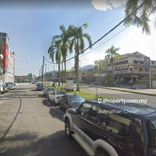 Kamunting Prime Location! 3 Storey Shop Facing Main Road for Sale