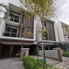 Bandar Sunway, Sunway Geolake