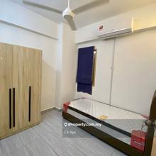 Clean & Tiny,Fully Furnish Come With Aircon & Wifi