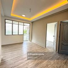Johor Bahru Taman Perling Jalan Camar 14 ( Low Cost Flat )