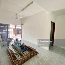 Single storey for Rent 
