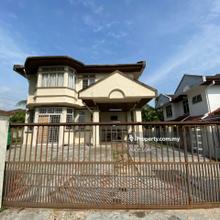 2 Storey Bungalow, Basic Unit With Kitchen Cabinets, Gated Guarded!